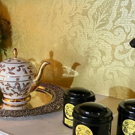 La Maison Leonard Blere Екстериор снимка